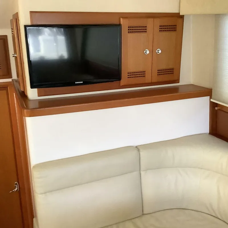 Slide: The Image of Cabo 35 Flybridge Sportfish 2006 - 21