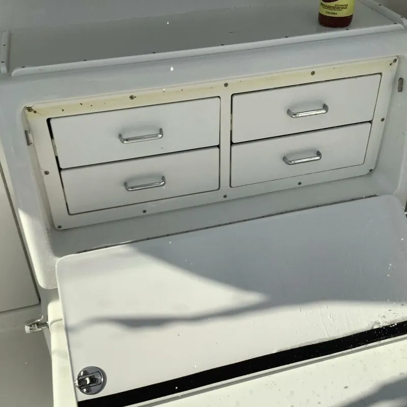 Slide: The Image of Cabo 35 Flybridge Sportfish 2006 - 6