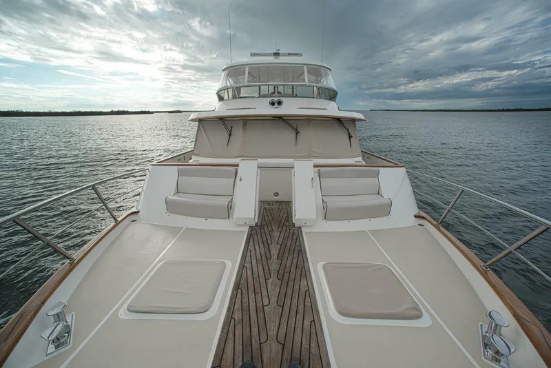 Slide: The Image of Marlow Explorer 57E 2009 - 4