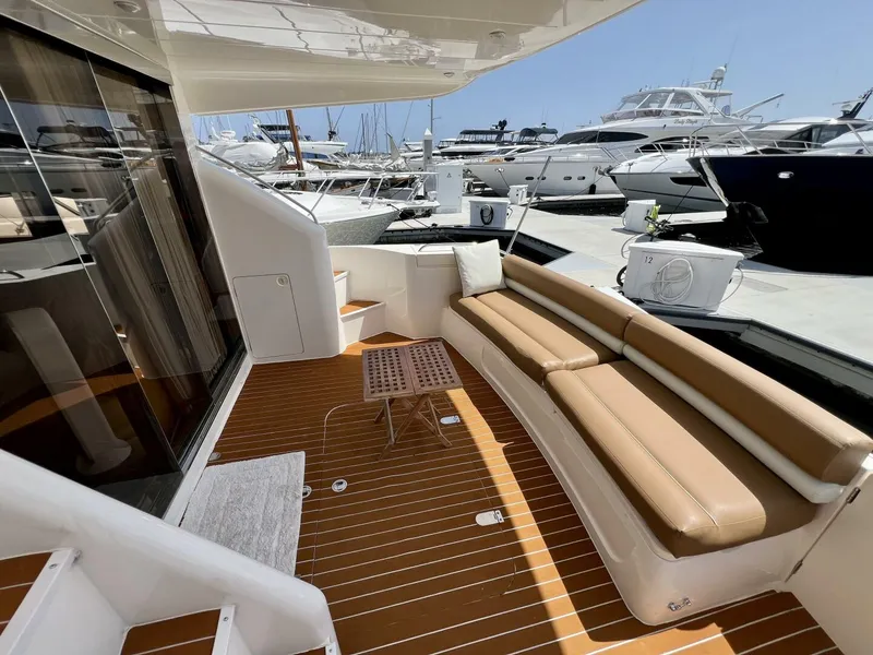 Slide: The Image of Viking 52 Flybridge 2000 - 14