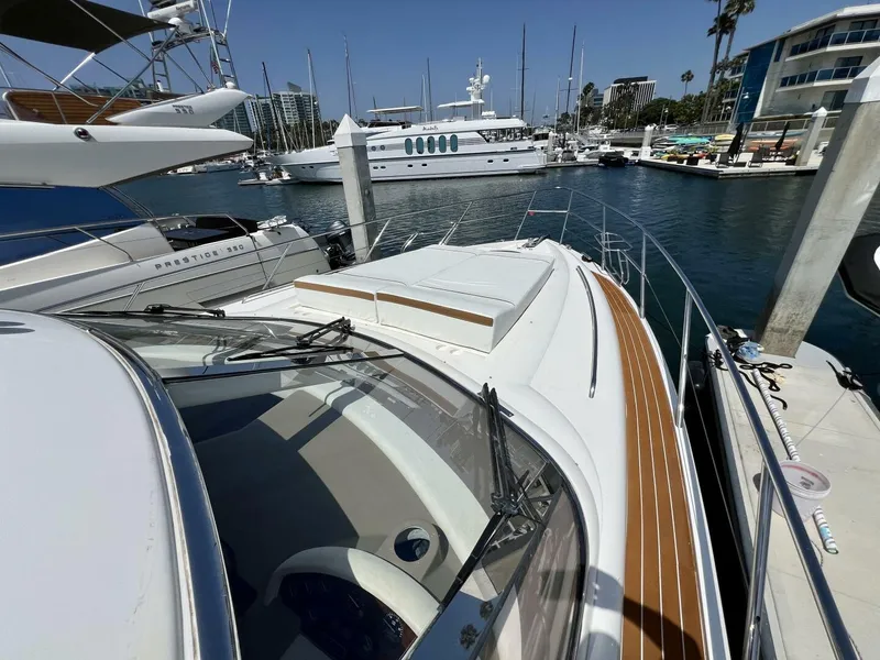 Slide: The Image of Viking 52 Flybridge 2000 - 20