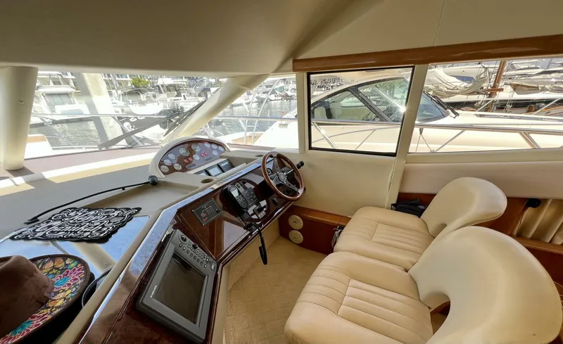 Slide: The Image of Viking 52 Flybridge 2000 - 50