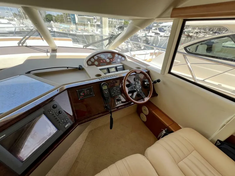 Slide: The Image of Viking 52 Flybridge 2000 - 51