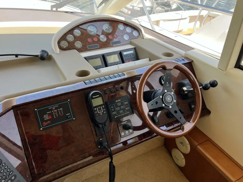 Slide: The Image of Viking 52 Flybridge 2000 - 52
