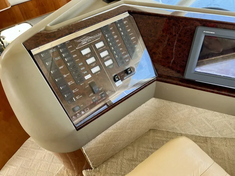 Slide: The Image of Viking 52 Flybridge 2000 - 54