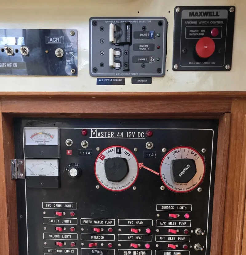 Slide: The Image of Vantare 44 Aft Cabin 1988 - 11