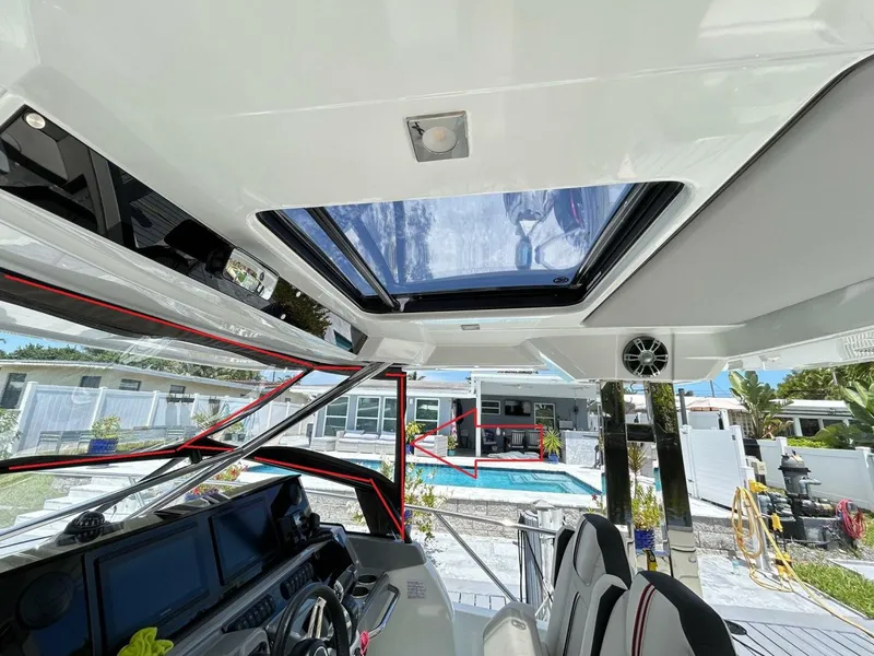 Slide: The Image of Jeanneau Leader 10.5 WA Series 2 2022 - 12