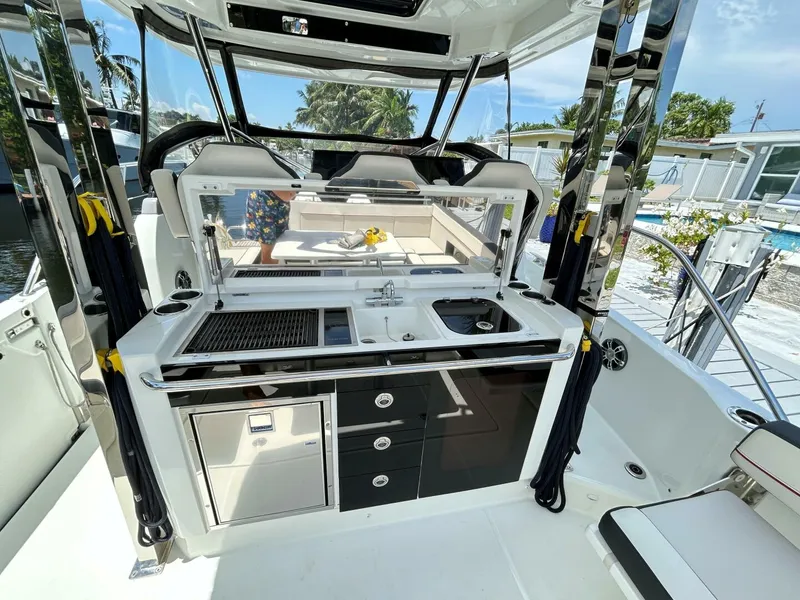 Slide: The Image of Jeanneau Leader 10.5 WA Series 2 2022 - 9