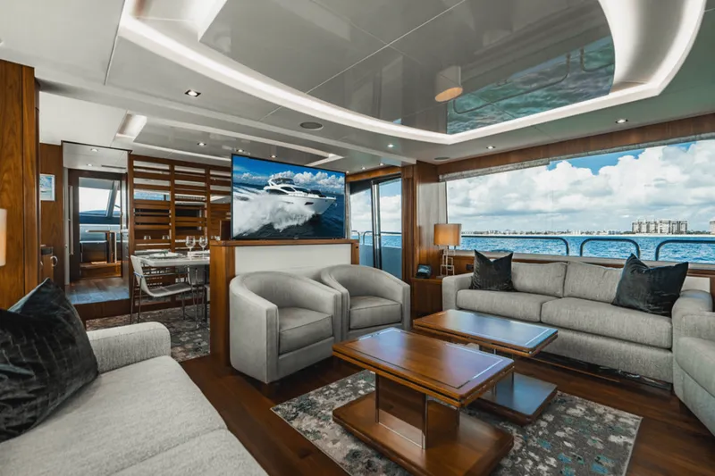 Slide: The Image of Sunseeker 86 2019 - 23
