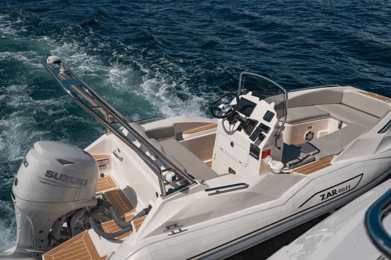 Slide: The Image of Sunseeker 86 2019 - 50