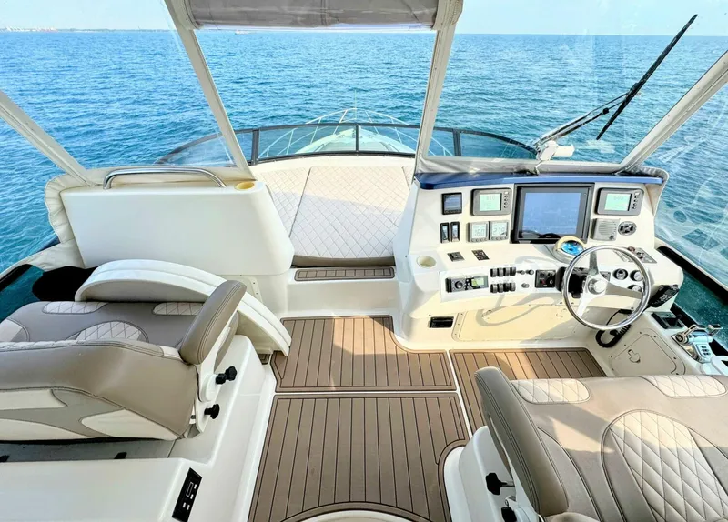 Slide: The Image of Neptunus 62 Flybridge 2005 - 26