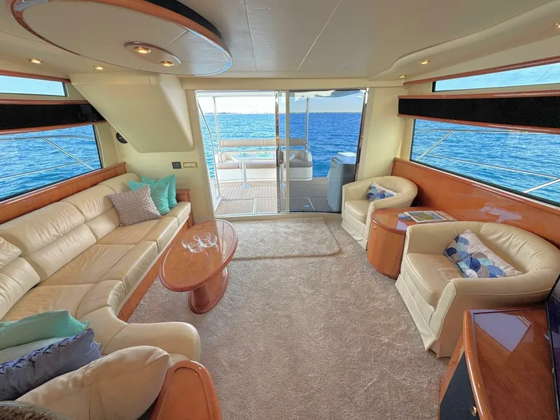 Slide: The Image of Neptunus 62 Flybridge 2005 - 37