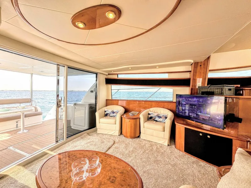 Slide: The Image of Neptunus 62 Flybridge 2005 - 38