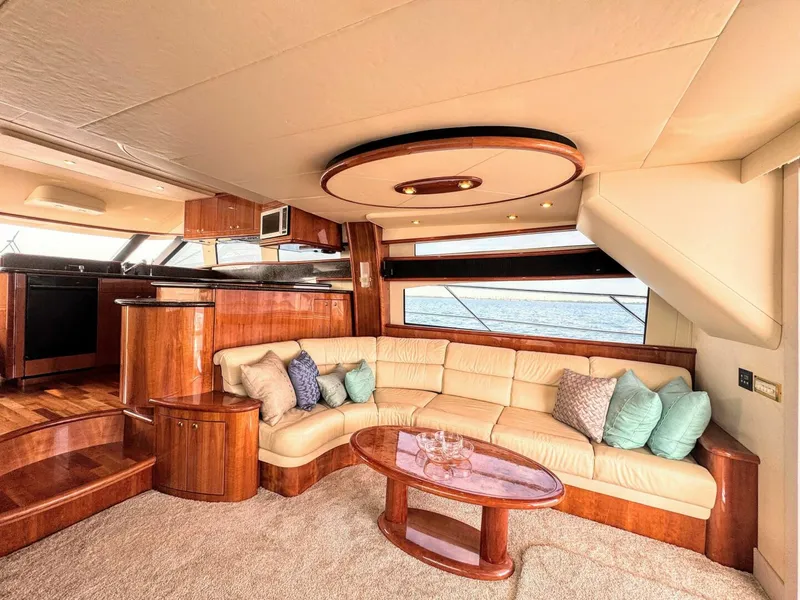 Slide: The Image of Neptunus 62 Flybridge 2005 - 42
