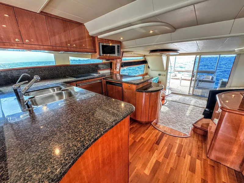 Slide: The Image of Neptunus 62 Flybridge 2005 - 43