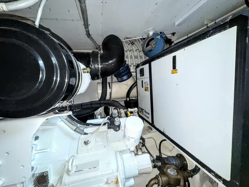 Slide: The Image of Neptunus 62 Flybridge 2005 - 55