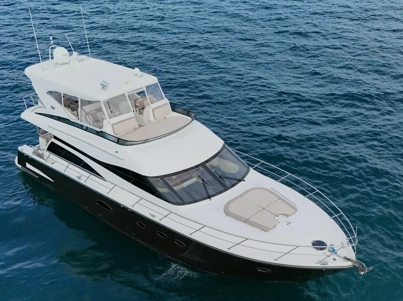 Slide: The Image of Neptunus 62 Flybridge 2005 - 7