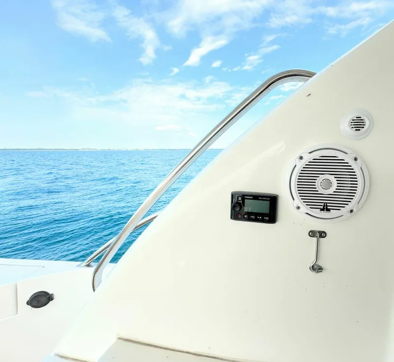 Slide: The Image of Neptunus 62 Flybridge 2005 - 9