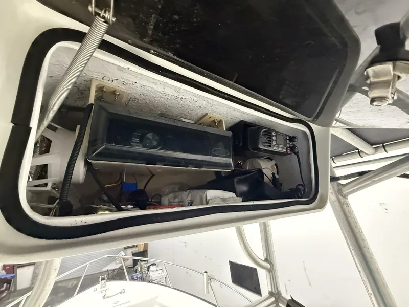 Slide: The Image of Key Largo 2100 CC 2002 - 5
