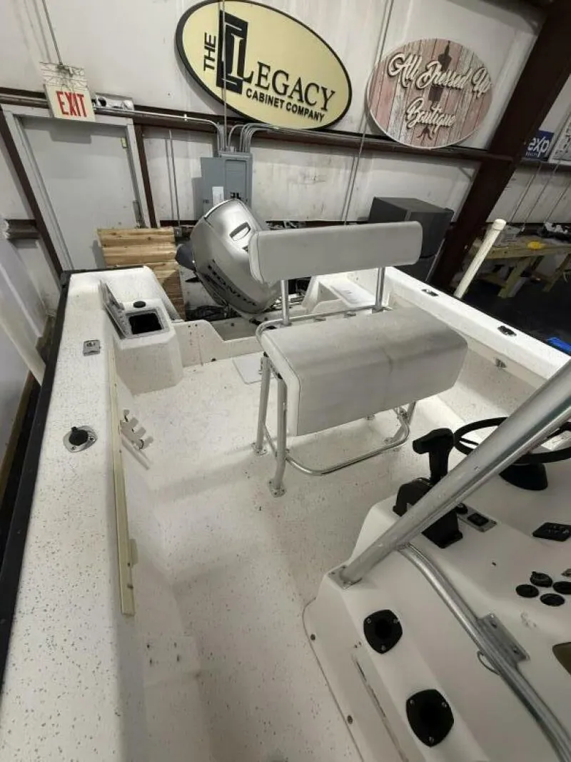 Slide: The Image of Key Largo 2100 CC 2002 - 6