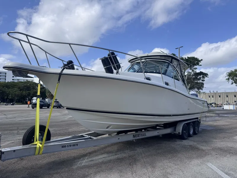 The Image of Pursuit 335 Offshore 2007 - 0