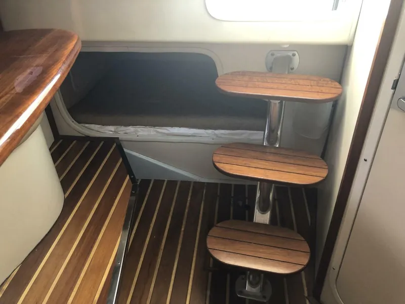 Slide: The Image of Pursuit 335 Offshore 2007 - 30