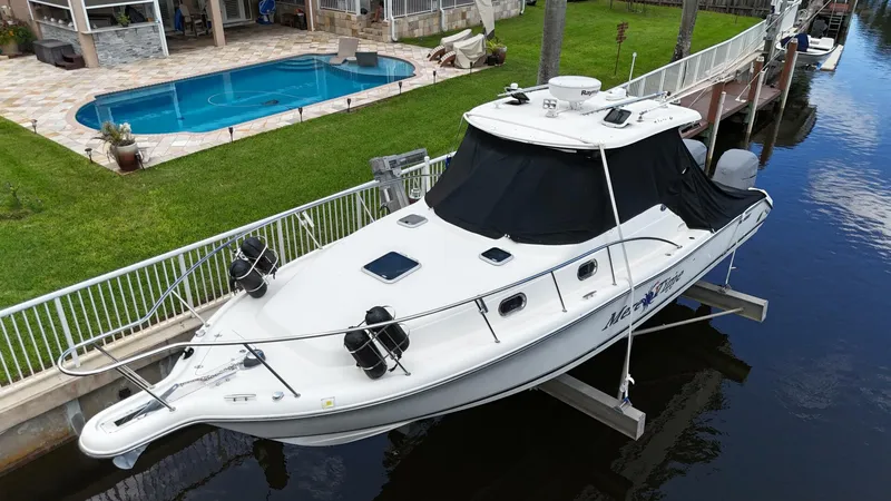 Slide: The Image of Pursuit 335 Offshore 2007 - 5