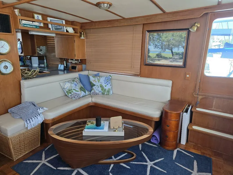 Slide: The Image of DeFever Offshore Cruiser 1989 - 42
