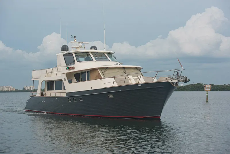 Slide: The Image of Marlow Explorer 70E 2011 - 3