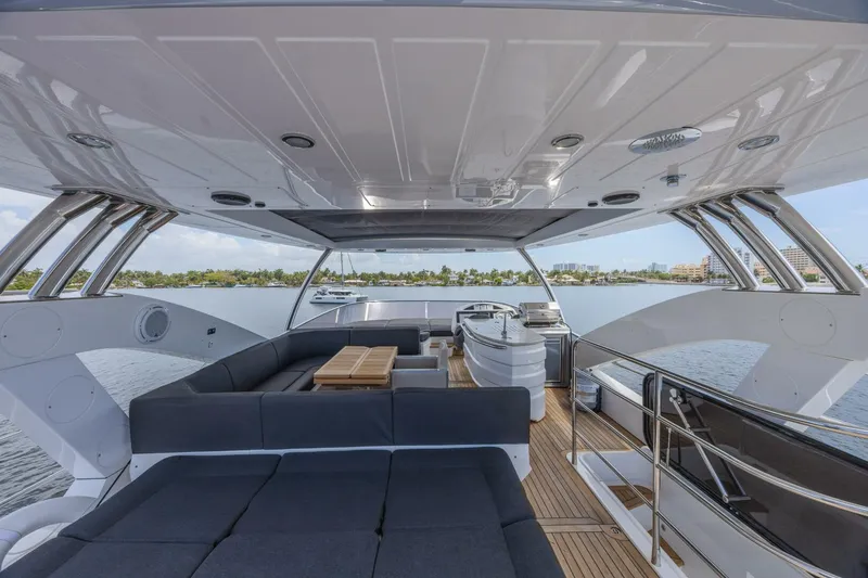 Slide: The Image of Sunseeker 75 Yacht 2017 - 16
