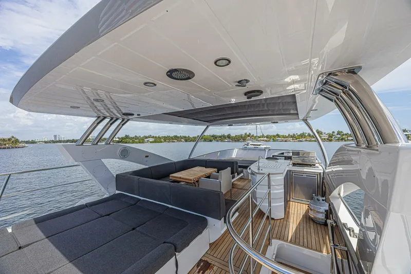 Slide: The Image of Sunseeker 75 Yacht 2017 - 17
