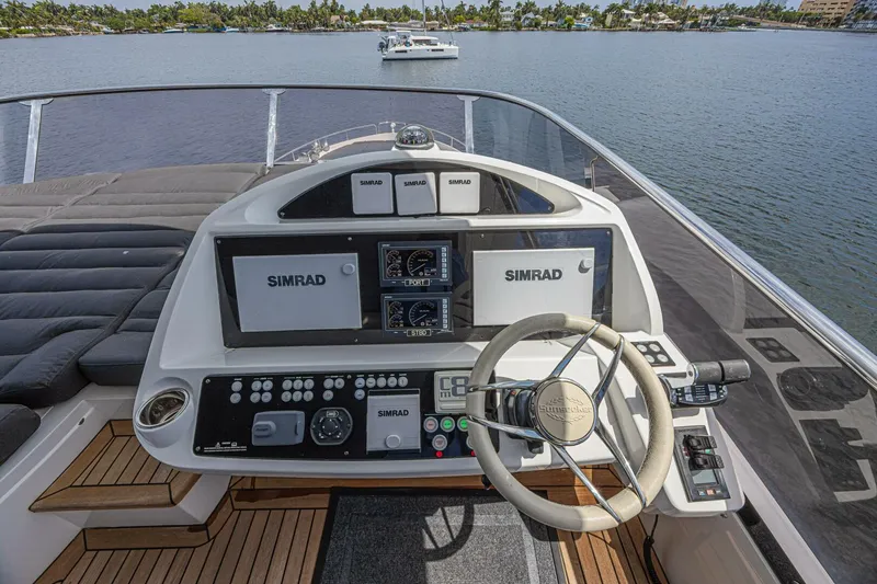 Slide: The Image of Sunseeker 75 Yacht 2017 - 26
