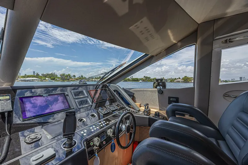 Slide: The Image of Sunseeker 75 Yacht 2017 - 39
