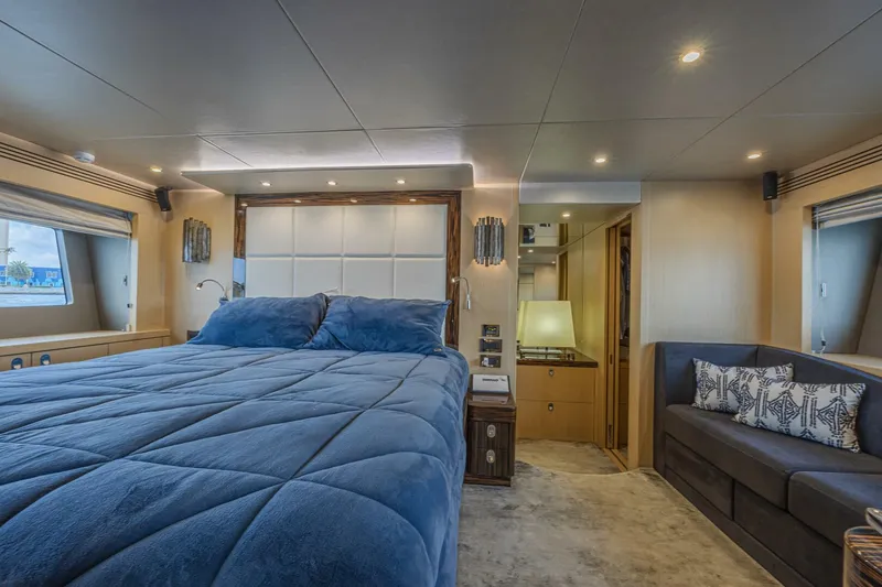 Slide: The Image of Sunseeker 75 Yacht 2017 - 41