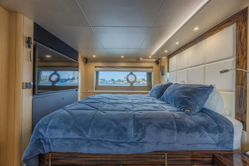 Slide: The Image of Sunseeker 75 Yacht 2017 - 42