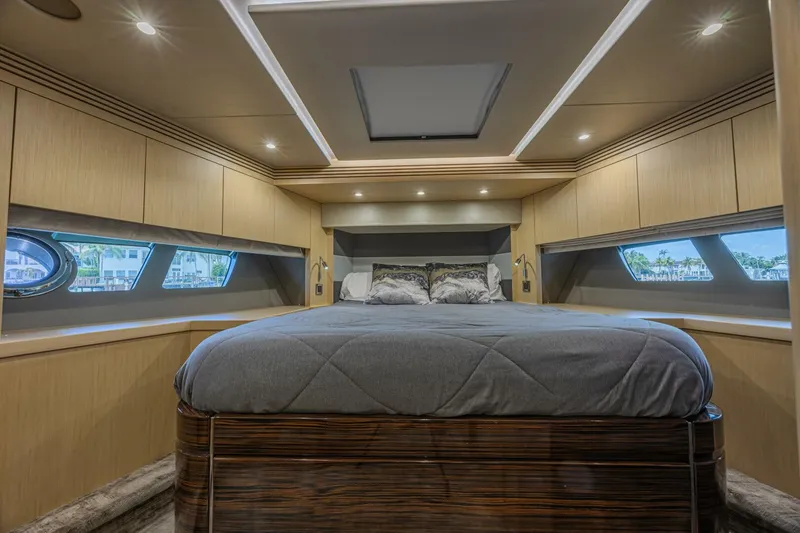 Slide: The Image of Sunseeker 75 Yacht 2017 - 44