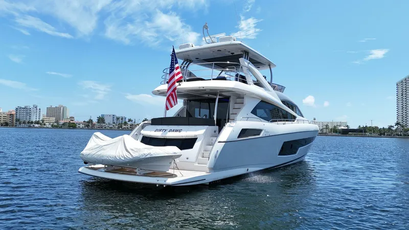 Slide: The Image of Sunseeker 75 Yacht 2017 - 5