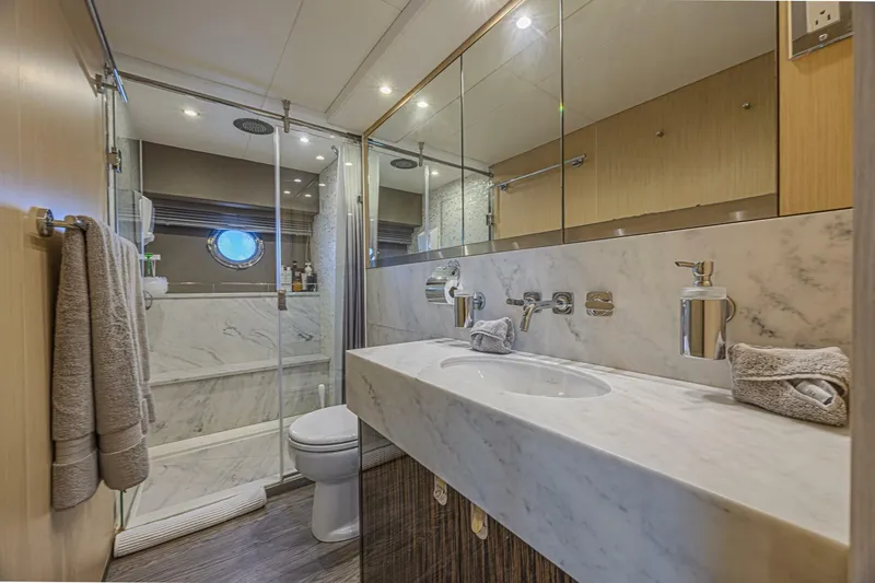 Slide: The Image of Sunseeker 75 Yacht 2017 - 51