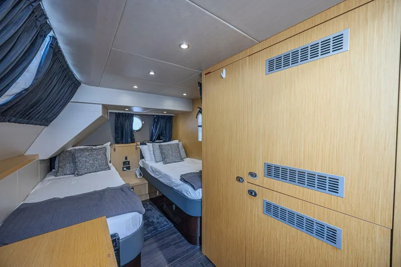 Slide: The Image of Sunseeker 75 Yacht 2017 - 52