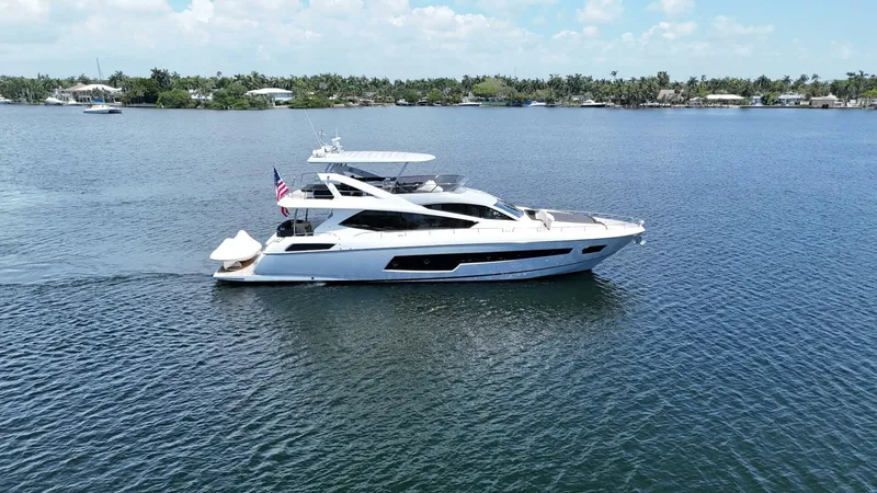 Slide: The Image of Sunseeker 75 Yacht 2017 - 8