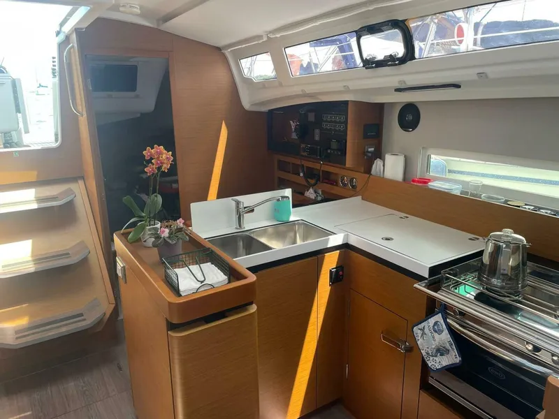 Slide: The Image of Jeanneau Sun Odyssey 410 2020 - 37
