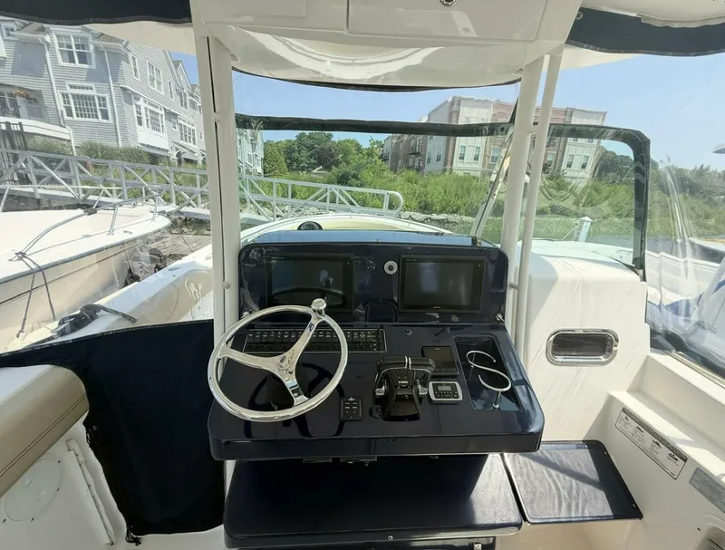 Slide: The Image of Pursuit ST 310 Sport Tender 2015 - 11