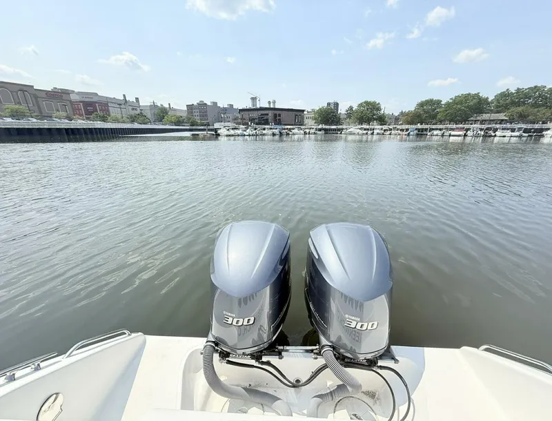 Slide: The Image of Pursuit ST 310 Sport Tender 2015 - 4