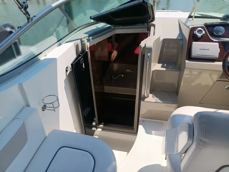 Slide: The Image of Sea Ray 260 Sundancer 2010 - 17