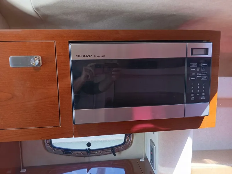 Slide: The Image of Sea Ray 260 Sundancer 2010 - 30