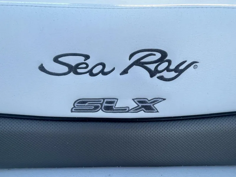 Slide: The Image of Sea Ray 290 SLX 2007 - 12