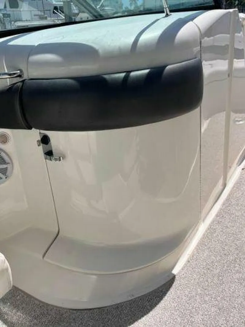 Slide: The Image of Sea Ray 290 SLX 2007 - 15