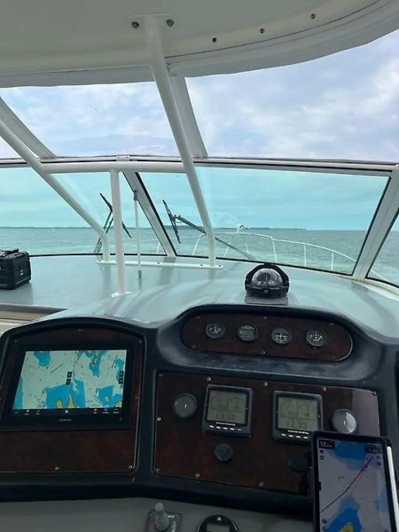 Slide: The Image of Cruisers 405 Express Motoryacht 2004 - 5