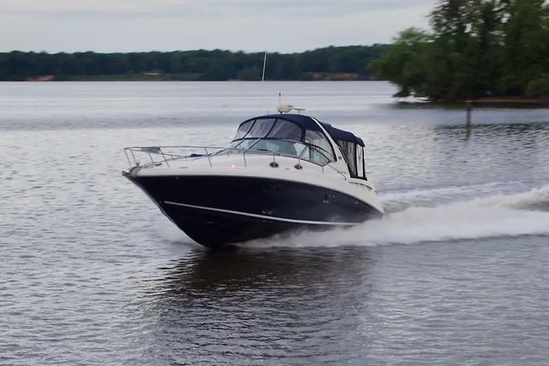 Slide: The Image of Sea Ray 320 Sundancer 2004 - 3