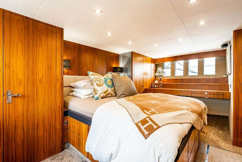 Slide: The Image of Fairline 2013 - 11